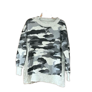 Arie Women’s Small Camo Sweater
